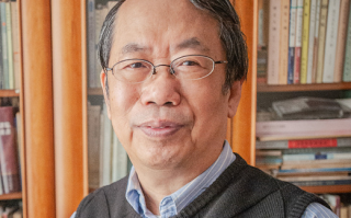 知名ai教授 北大教授陈平原：当卷不过AI时，何处是归途