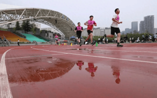 中考体育励志短视频制作 2025合肥中考体育，50米跑规范演示